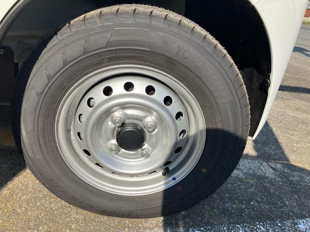 NV100クリッパーバン DX クリアランスソナー レーンアシスト パークアシスト アイドリングストップ インテリジェントエマージェンシーブレーキ エアバック エアコン 積載量350kg(15枚目)