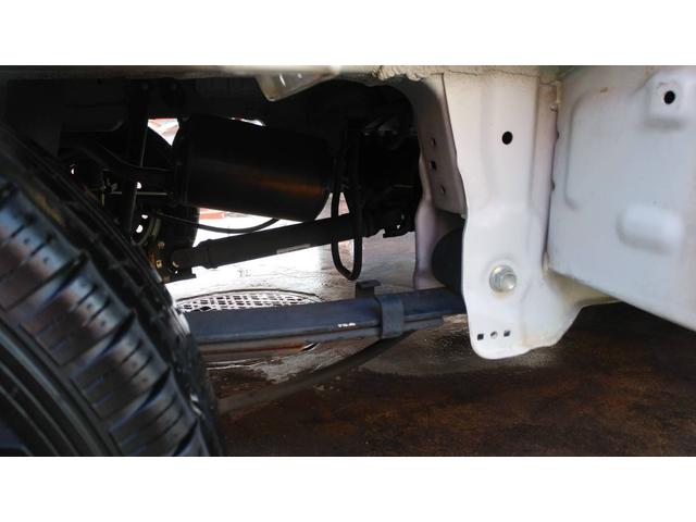 ＮＴ１００クリッパートラック ＤＸ　エアコン　パワーステアリング　運転席側エアバッグ　ライトレベライザー　ＡＭＦＭラジオ　オートマ車　三方開　最大積載量３５０ｋｇ（18枚目）