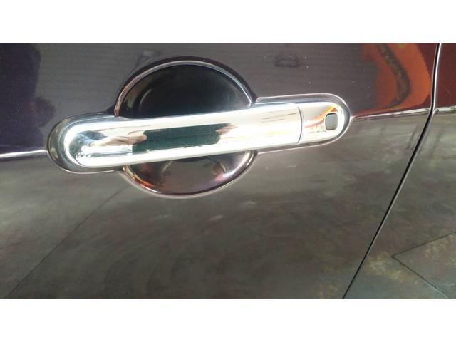 アルトラパン Ｘセレクション　純正ＣＤオーディオ　プッシュスタート　ライトレベライザー　電動格納ミラー　オートエアコン　運転席側シートヒーター　ベンチシート　ターンランプ　ドアバイザー　リアワイパー　プライバシーガラス　純正アルミ（12枚目）