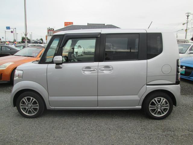 Ｎ－ＢＯＸ Ｇ・Ｌパッケージ　／純正ナビ／バックカメラ／純正１４インチアルミ／片側パワースライドドア／スマートキー／プッシュスタート／オートエアコン（4枚目）