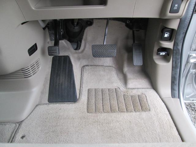 Ｎ－ＢＯＸ Ｇ・Ｌパッケージ　／純正ナビ／バックカメラ／純正１４インチアルミ／片側パワースライドドア／スマートキー／プッシュスタート／オートエアコン（32枚目）