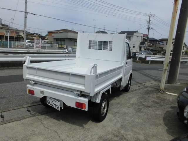 キャリイトラック 4WD ダンプ 5速マニュアル 66,000km 修復歴無し エアコン パワステ 純正ラジオ 5MT(4枚目)