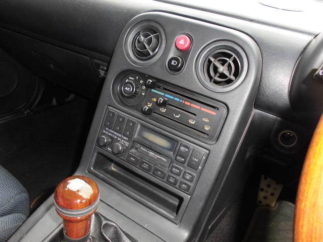 ユーノスロードスター Ｓリミテッド　走行５万５千ｋｍガレージ保管禁煙（24枚目）