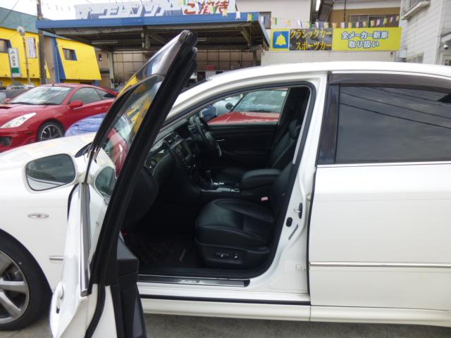 クラウン アスリート ガレージ保管禁煙(25枚目)