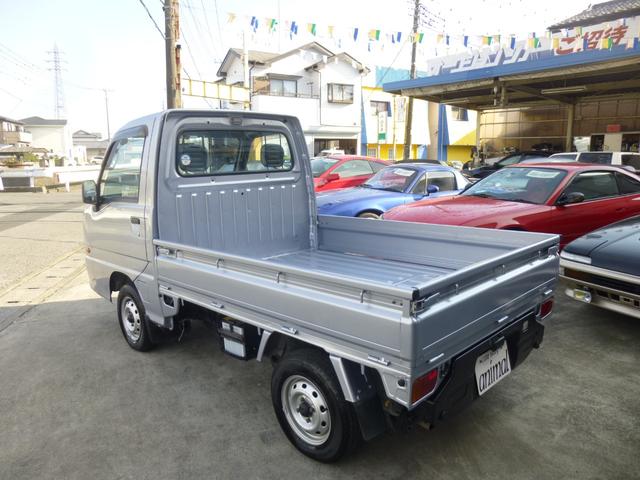 サンバートラック ＴＣ－ＳＣ　三方開　４ＷＤ　ガレージ保管禁煙車（9枚目）