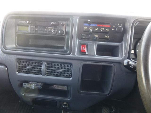 サンバートラック ＴＣ－ＳＣ　三方開　４ＷＤ　ガレージ保管禁煙車（16枚目）