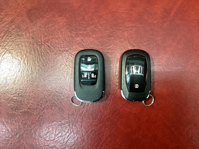 N-BOX ベースグレード 衝突軽減システム スマートキ- カーテンエアバック ECOモード 横滑り防止 オートクルーズ LEDヘッドライト キーフリー 地デジ パワーステアリング オートエアコン リアカメラ(39枚目)