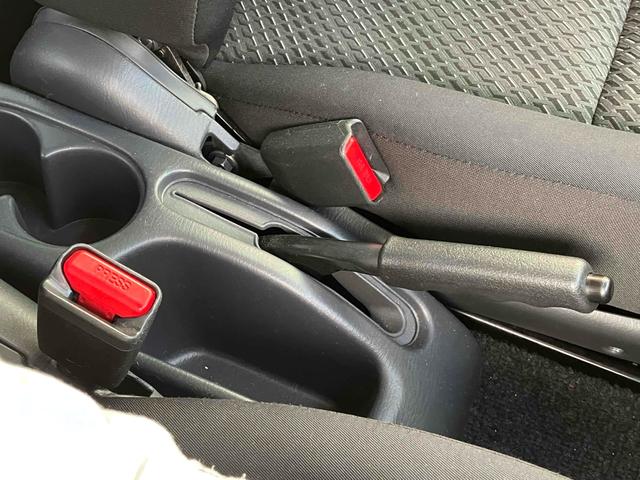 ジムニー ＸＧ　４ＷＤ　ＥＴＣ　ナビ　ＴＶ　キーレスエントリー　ＭＴ　ＡＢＳ　ＣＤ　ＵＳＢ　Ｂｌｕｅｔｏｏｔｈ　衝突安全ボディ　エアコン　パワーウィンドウ（33枚目）