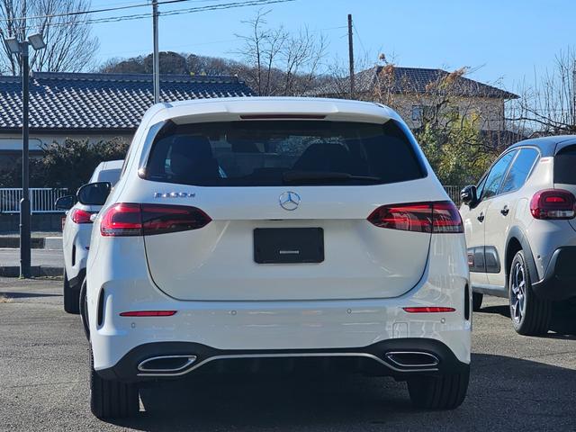 Ｂクラス Ｂ２００ｄ　ＡＭＧライン　ワンオーナー　禁煙車　レーダーセフティ　衝突軽減　車線逸脱　前後ドラレコ　純正ナビ　バックカメラ　フルセグＴＶ　Ｂｌｕｅｔｏｏｔｈ　ＥＴＣ　パワーシート　シートヒーター　ＬＥＤライト　スペアキー（5枚目）