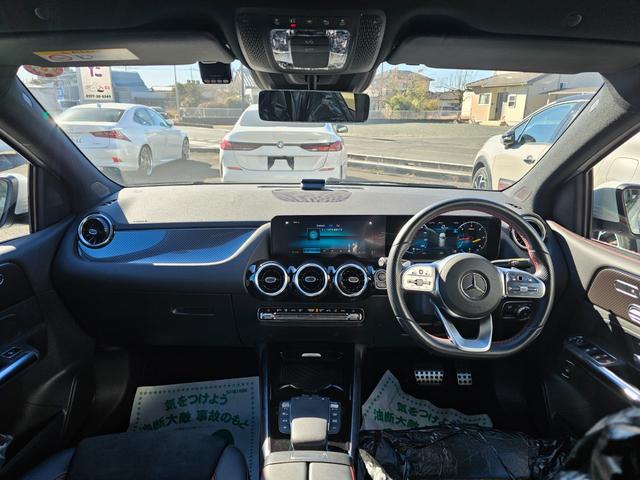 Ｂクラス Ｂ２００ｄ　ＡＭＧライン　ワンオーナー　禁煙車　レーダーセフティ　衝突軽減　車線逸脱　前後ドラレコ　純正ナビ　バックカメラ　フルセグＴＶ　Ｂｌｕｅｔｏｏｔｈ　ＥＴＣ　パワーシート　シートヒーター　ＬＥＤライト　スペアキー（12枚目）