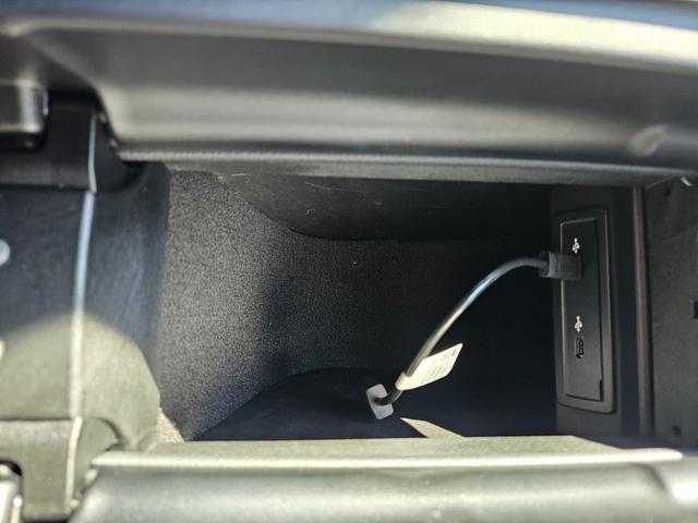 Ｂクラス Ｂ２００ｄ　ＡＭＧライン　ワンオーナー　禁煙車　レーダーセフティ　衝突軽減　車線逸脱　前後ドラレコ　純正ナビ　バックカメラ　フルセグＴＶ　Ｂｌｕｅｔｏｏｔｈ　ＥＴＣ　パワーシート　シートヒーター　ＬＥＤライト　スペアキー（30枚目）