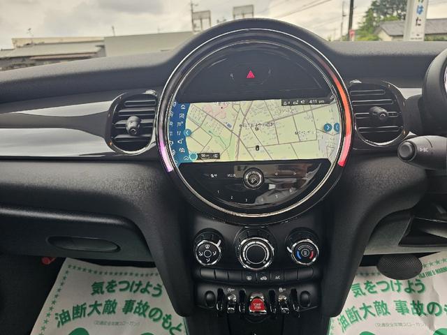 ＭＩＮＩ ワン　ナビ　ＥＴＣ　ドラレコ前後　Ｂｌｕｅｔｏｏｔｈ接続　スマートキー×２　純正アルミホイール（22枚目）