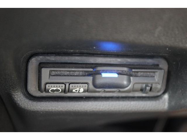 HYBRID Fパッケージ TVナビ 地デジTV バックモニター付き DVD再生 SDナビ ESC ドラレコ ETC オートエアコン ABS 衝突安全ボディ SRS BT接続 CD再生 フルフラット Wエアバッグ(17枚目)