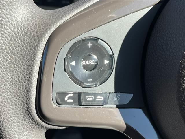 N-BOX G・L Honda SENSING レーダブレーキ Aストップ 車線維持支援システム SDナビゲーション ATハイビーム Bluetooth ESC キーフリーシステム LEDライト オートライト フルセグ対応 バックM 1オーナー(19枚目)