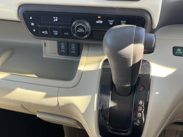 N-BOX G・L Honda SENSING レーダブレーキ Aストップ 車線維持支援システム SDナビゲーション ATハイビーム Bluetooth ESC キーフリーシステム LEDライト オートライト フルセグ対応 バックM 1オーナー(56枚目)