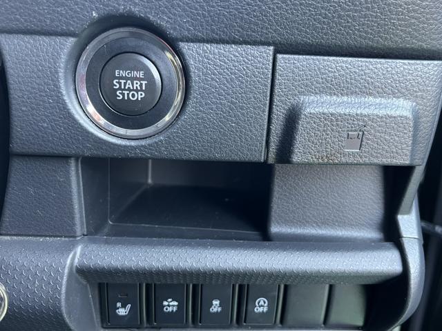 フレアクロスオーバー ＸＧ　衝突防止装置　Ａストップ　盗難防止　安全ボディ　パワーウィンドウ　ブルートゥース　ＤＳＣ　地デジ　スマートキ　パワーステアリング　運転席助手席エアバック　運転席シートヒーター　ＤＶＤ再生　エアコン（17枚目）