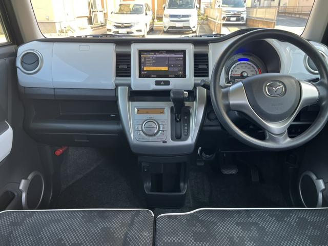 フレアクロスオーバー ＸＧ　衝突防止装置　Ａストップ　盗難防止　安全ボディ　パワーウィンドウ　ブルートゥース　ＤＳＣ　地デジ　スマートキ　パワーステアリング　運転席助手席エアバック　運転席シートヒーター　ＤＶＤ再生　エアコン（61枚目）