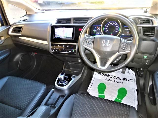 Lパッケージ 1オーナー買取車 SDナビ ハーフレザー(9枚目)