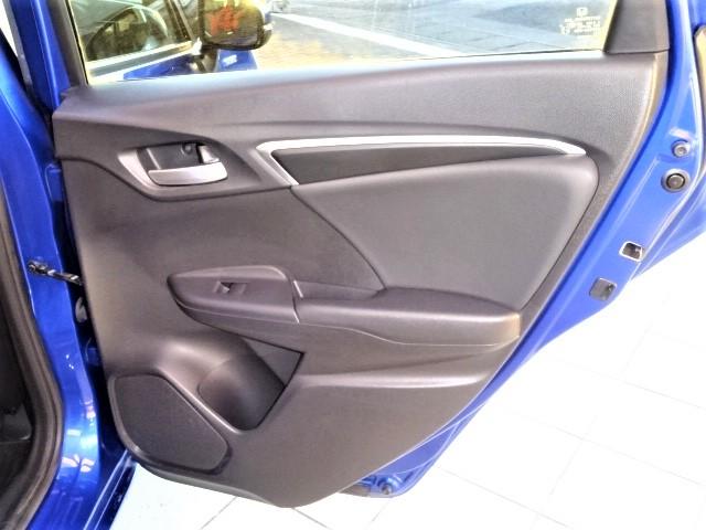 Lパッケージ 1オーナー買取車 SDナビ ハーフレザー(17枚目)