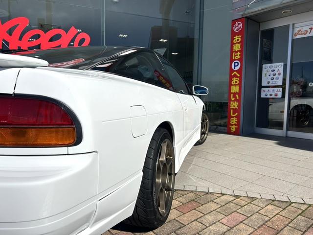 １８０ＳＸ タイプＸ　Ｐ１レーシング１７インチＡＷ　純正ＯＰサイドステップ　リアアンダー（17枚目）