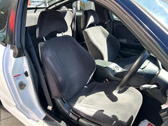 １８０ＳＸ タイプＸ　Ｐ１レーシング１７インチＡＷ　純正ＯＰサイドステップ　リアアンダー（35枚目）