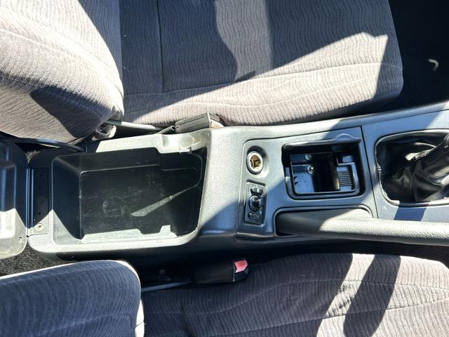 １８０ＳＸ タイプＸ　Ｐ１レーシング１７インチＡＷ　純正ＯＰサイドステップ　リアアンダー（45枚目）