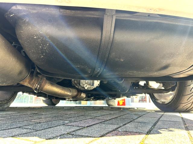 １８０ＳＸ タイプＸ　Ｐ１レーシング１７インチＡＷ　純正ＯＰサイドステップ　リアアンダー（64枚目）