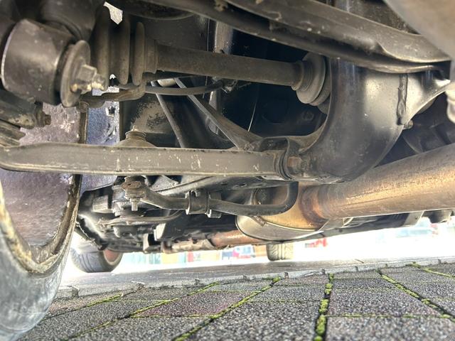 １８０ＳＸ タイプＸ　Ｐ１レーシング１７インチＡＷ　純正ＯＰサイドステップ　リアアンダー（66枚目）