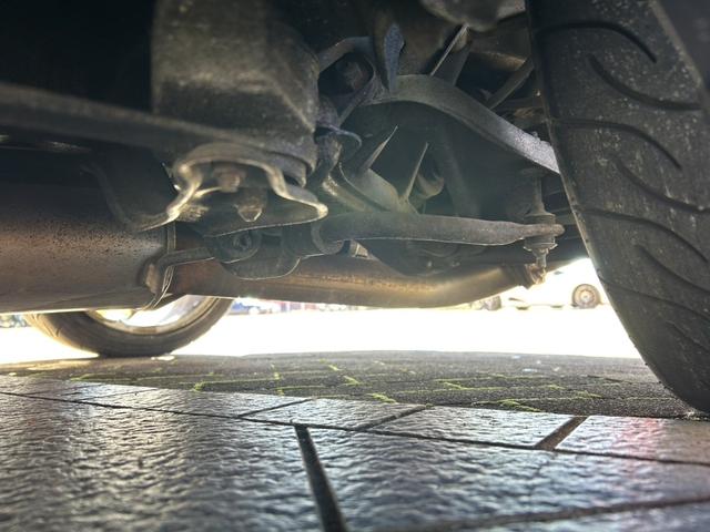 １８０ＳＸ タイプＸ　Ｐ１レーシング１７インチＡＷ　純正ＯＰサイドステップ　リアアンダー（67枚目）