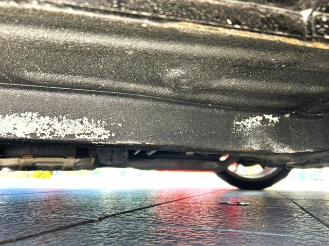 １８０ＳＸ タイプＸ　Ｐ１レーシング１７インチＡＷ　純正ＯＰサイドステップ　リアアンダー（72枚目）