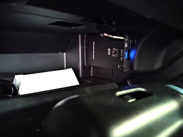 Ｓ６６０ α　センターディスプレイ　アクティブスポイラー　関東仕入　ＴＥＩＮ車高調　ＢＬＩＴＺ　ＡＤＶＡＮＣＥＰＯＷＥＲエアクリ　ｔａｎａｂｅ前後タワーバーＷＯＲＫホイール　ＥＴＣ　バックカメラ　スマートキー２個（35枚目）