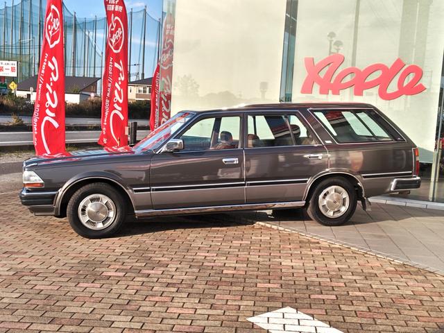 セドリックワゴン GL ユーザー買取車 フルノーマル 純正5速MT ワゴン専用特別塗装色1J7 栃木54 取説・保証書・整備記録簿・スペアキー有(10枚目)