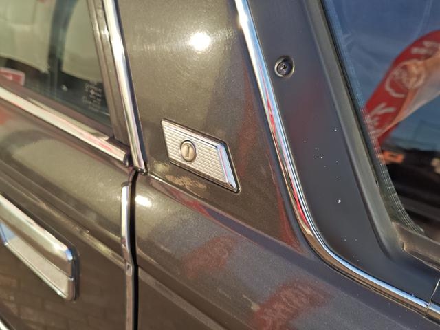 セドリックワゴン GL ユーザー買取車 フルノーマル 純正5速MT ワゴン専用特別塗装色1J7 栃木54 取説・保証書・整備記録簿・スペアキー有(12枚目)