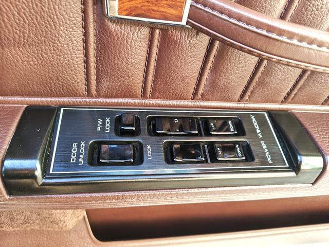 セドリックワゴン GL ユーザー買取車 フルノーマル 純正5速MT ワゴン専用特別塗装色1J7 栃木54 取説・保証書・整備記録簿・スペアキー有(33枚目)