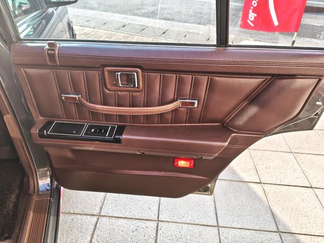 セドリックワゴン GL ユーザー買取車 フルノーマル 純正5速MT ワゴン専用特別塗装色1J7 栃木54 取説・保証書・整備記録簿・スペアキー有(39枚目)