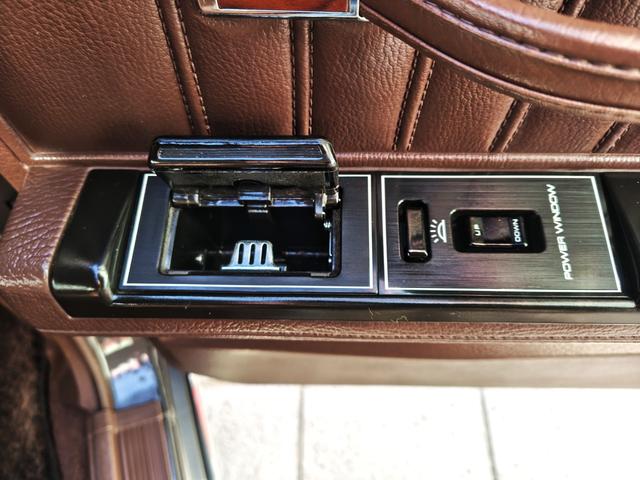 セドリックワゴン GL ユーザー買取車 フルノーマル 純正5速MT ワゴン専用特別塗装色1J7 栃木54 取説・保証書・整備記録簿・スペアキー有(40枚目)