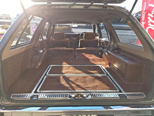 セドリックワゴン GL ユーザー買取車 フルノーマル 純正5速MT ワゴン専用特別塗装色1J7 栃木54 取説・保証書・整備記録簿・スペアキー有(48枚目)