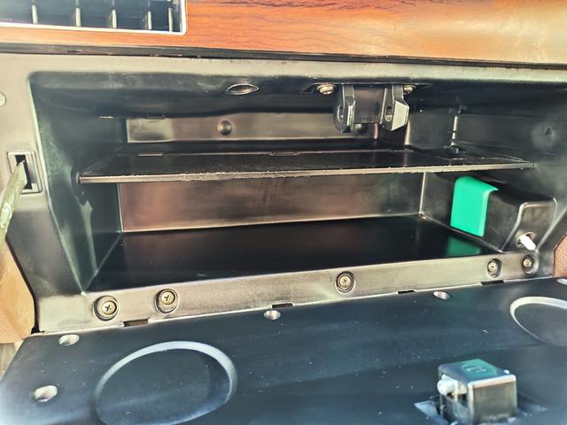 セドリックワゴン GL ユーザー買取車 フルノーマル 純正5速MT ワゴン専用特別塗装色1J7 栃木54 取説・保証書・整備記録簿・スペアキー有(56枚目)