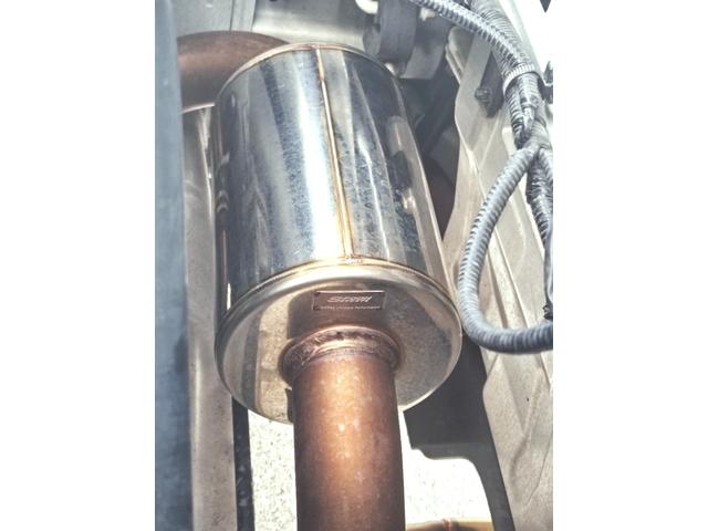 Ｓ６６０ モデューロＸ　Ｒ３５ＧＴ－Ｒイグニッションコイル　ＨＫＳフラッシュエディタ　無限ハードトップ　サイトウロールケージ　ＢＬＩＴＺ前後タワーバー　Ｓｐｏｏｎマフラー　アクティブスポイラ　センターディスプレイ（62枚目）