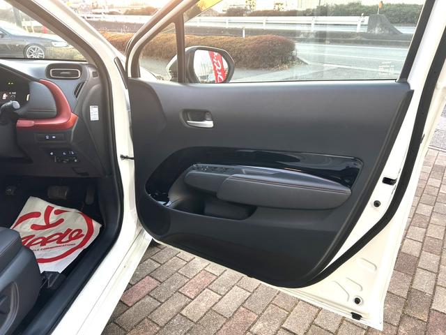 アクア Z 10.5インチT-コネクトナビ 合成皮革+コンフォートパッケージ 運転席6WAYパワーシート 前席シートヒーター ステアリングヒーター ETC2.0 パノラミックビューモニター 自動防眩インナーミラー(23枚目)