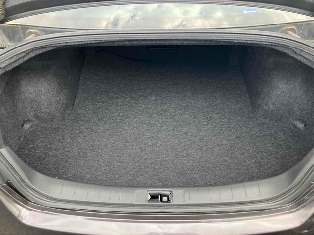 ティアナ ２５０ＸＬ　バックカメラ　サイドカメラ　ナビ　ＴＶ　アルミホイール　オートライト　ＣＶＴ　スマートキー　盗難防止システム　パワーシート　ＣＤ　衝突安全ボディ　ＡＢＳ　ＥＳＣ　エアコン　パワーステアリング（29枚目）