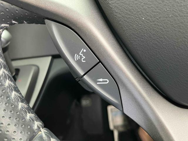 ストリーム ＲＳＺ　ドライブレコーダー　ＥＴＣ　バックカメラ　ナビ　ＴＶ　オートライト　ＨＩＤ　キーレスエントリー　電動格納ミラー　３列シート　ＣＶＴ　アルミホイール　ＣＤ　盗難防止システム　衝突安全ボディ　ＡＢＳ（38枚目）