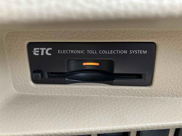 今では必需品のＥＴＣも付いております。高速道路での出入りもスムーズ。渋滞緩和にもなりエコにも繋がります。