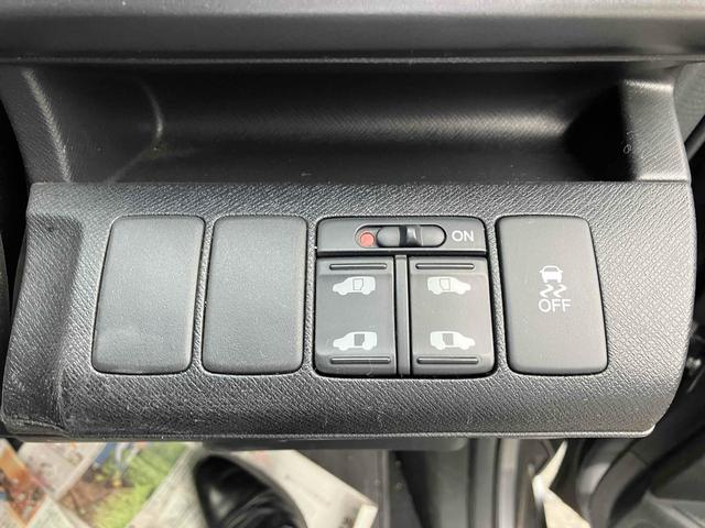 ステップワゴンスパーダ Z ETC TV 両側電動スライドドア HID スマートキー 電動格納ミラー 3列シート CVT アルミホイール CD DVD再生 Bluetooth 盗難防止システム 衝突安全ボディ ABS ESC(9枚目)