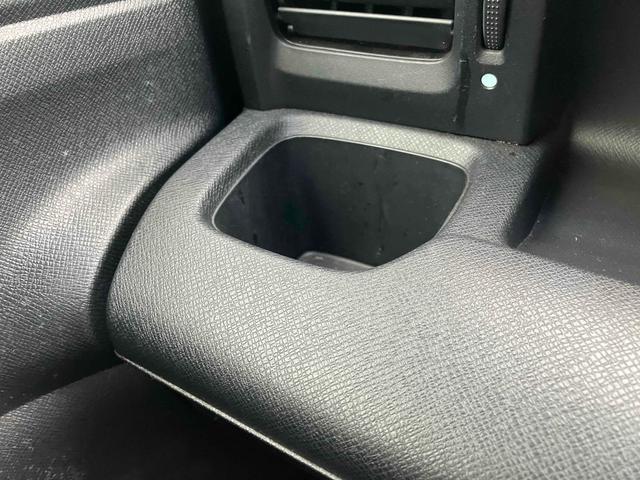 ステップワゴンスパーダ Z ETC TV 両側電動スライドドア HID スマートキー 電動格納ミラー 3列シート CVT アルミホイール CD DVD再生 Bluetooth 盗難防止システム 衝突安全ボディ ABS ESC(24枚目)