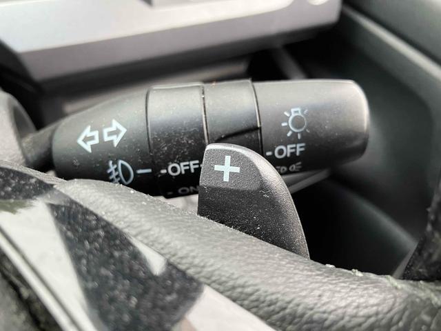 ステップワゴンスパーダ Z ETC TV 両側電動スライドドア HID スマートキー 電動格納ミラー 3列シート CVT アルミホイール CD DVD再生 Bluetooth 盗難防止システム 衝突安全ボディ ABS ESC(25枚目)