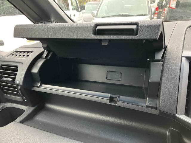 ステップワゴンスパーダ Z ETC TV 両側電動スライドドア HID スマートキー 電動格納ミラー 3列シート CVT アルミホイール CD DVD再生 Bluetooth 盗難防止システム 衝突安全ボディ ABS ESC(26枚目)