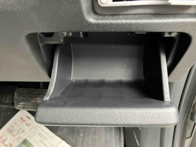 ステップワゴンスパーダ Z ETC TV 両側電動スライドドア HID スマートキー 電動格納ミラー 3列シート CVT アルミホイール CD DVD再生 Bluetooth 盗難防止システム 衝突安全ボディ ABS ESC(37枚目)