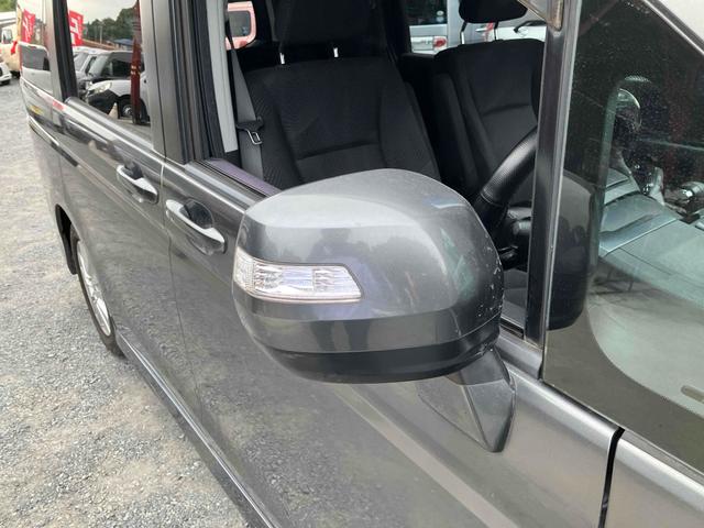 ステップワゴンスパーダ Z ETC TV 両側電動スライドドア HID スマートキー 電動格納ミラー 3列シート CVT アルミホイール CD DVD再生 Bluetooth 盗難防止システム 衝突安全ボディ ABS ESC(39枚目)