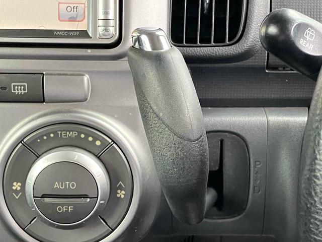 タント カスタムXリミテッド 電動スライドドア ナビ HID スマートキー 電動格納ミラー シートヒーター ベンチシート CVT 盗難防止システム ABS アルミホイール 衝突安全ボディ エアコン パワーステアリング(5枚目)